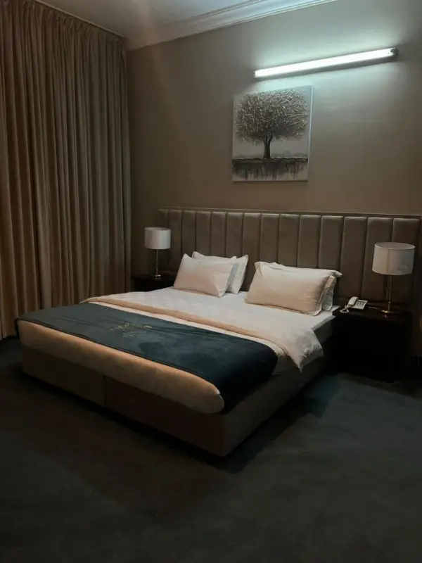 Crystal Blue Hotel 4
